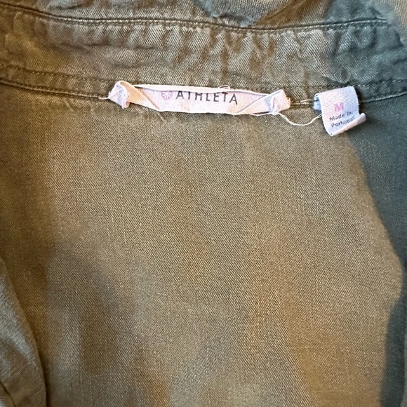 Athleta Green Button-Up Shirt - Picture 2 of 3